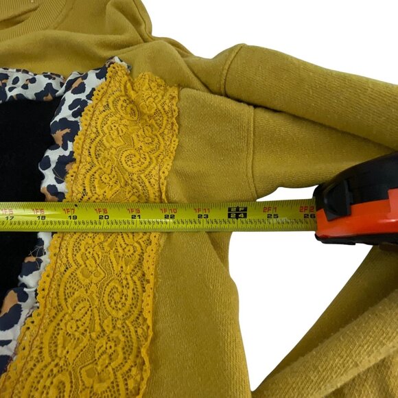 Women's Yellow Skull Lace Patchwork Oversized Goth Handmade Sweatshirt Crew Neck - Picture 2 of 6